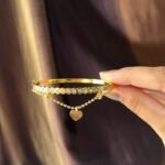 Dropping Heart Band