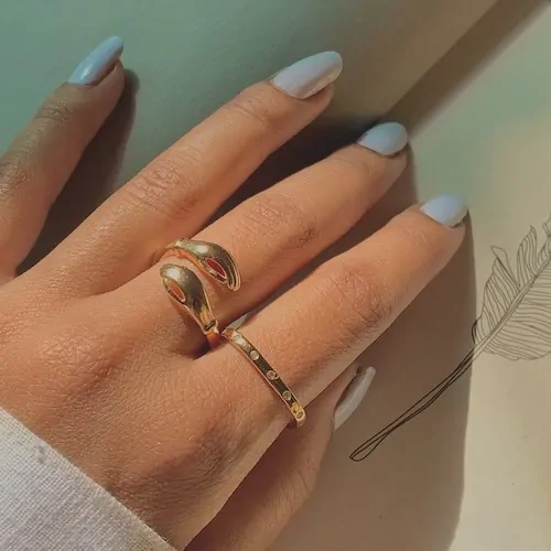 Hug & Memoir Ring - Image 1