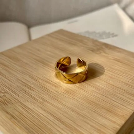 Chelsi Ring