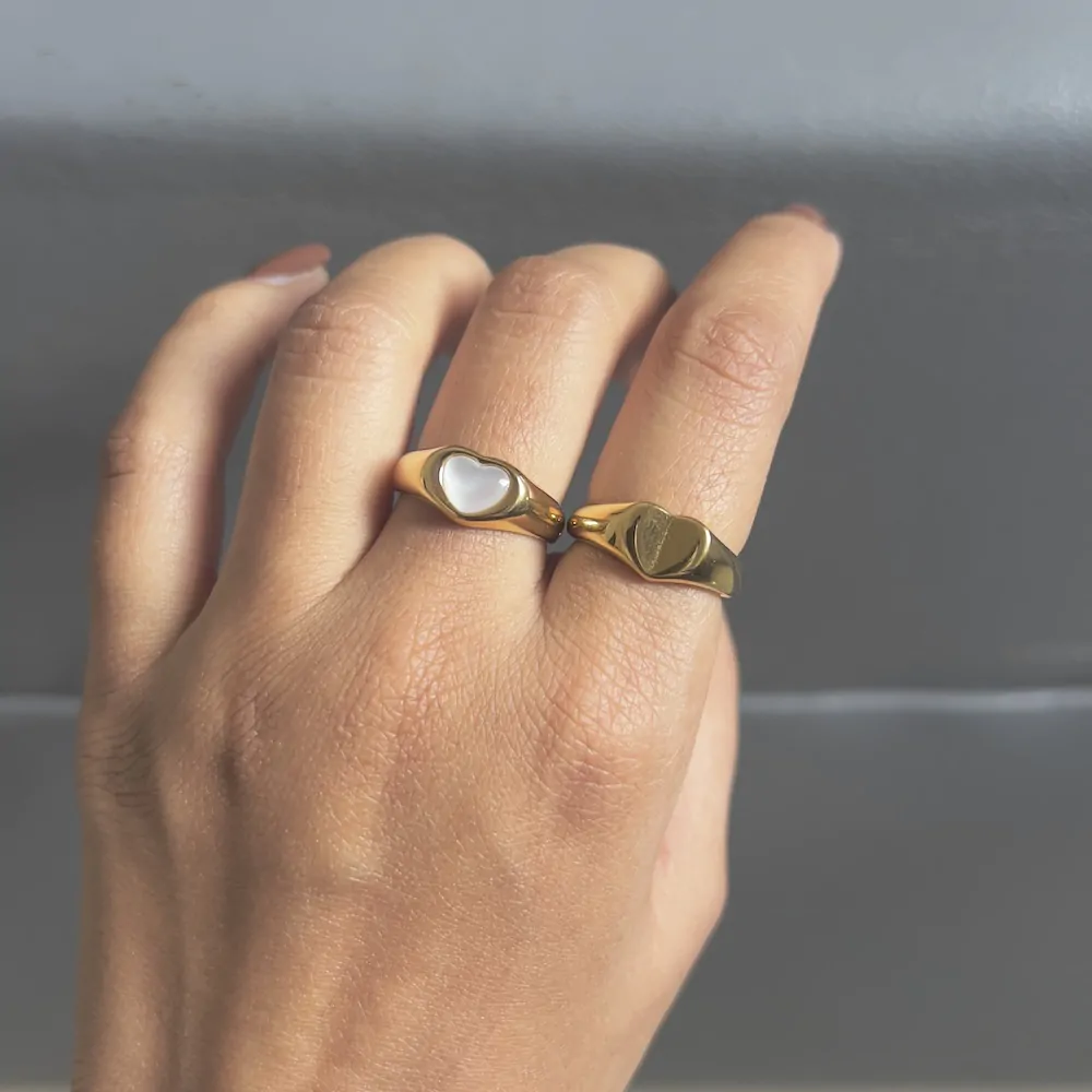 Anna Heart Ring - Image 2