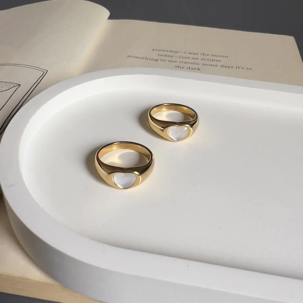 Anna Heart Ring - Image 3