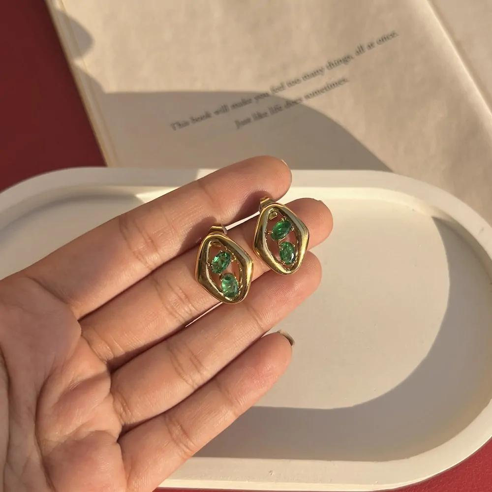 Bonnie Studs - Image 2