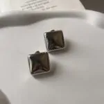 Maureen Studs